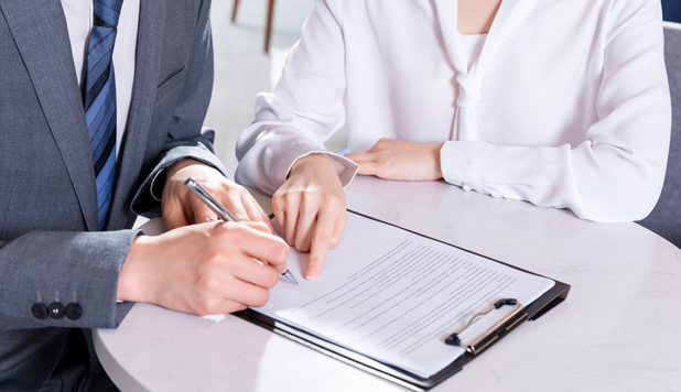 满意后签订合同